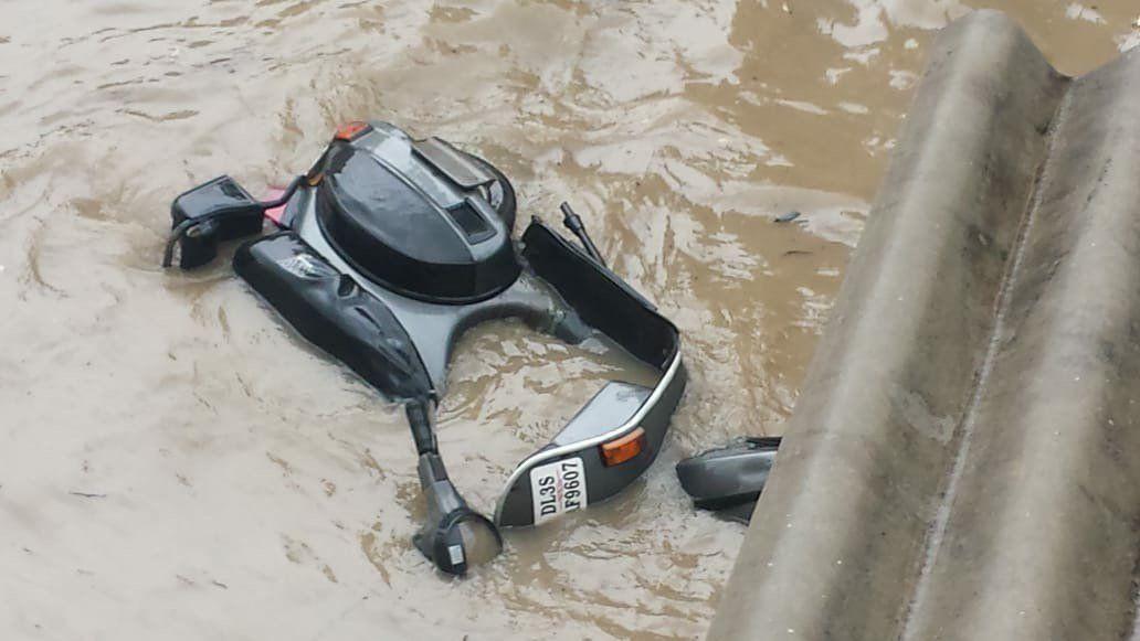 Delhi Rains: Heavy Rain Lashes Delhi-NCR, Traffic Jam, Waterlogging at several places