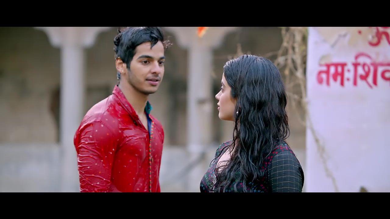 Dhadak Hindi Movie Latest Stills & Posters