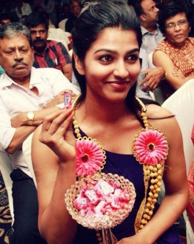 Dhansika Unseen Private Photos GETS LEAKED Online