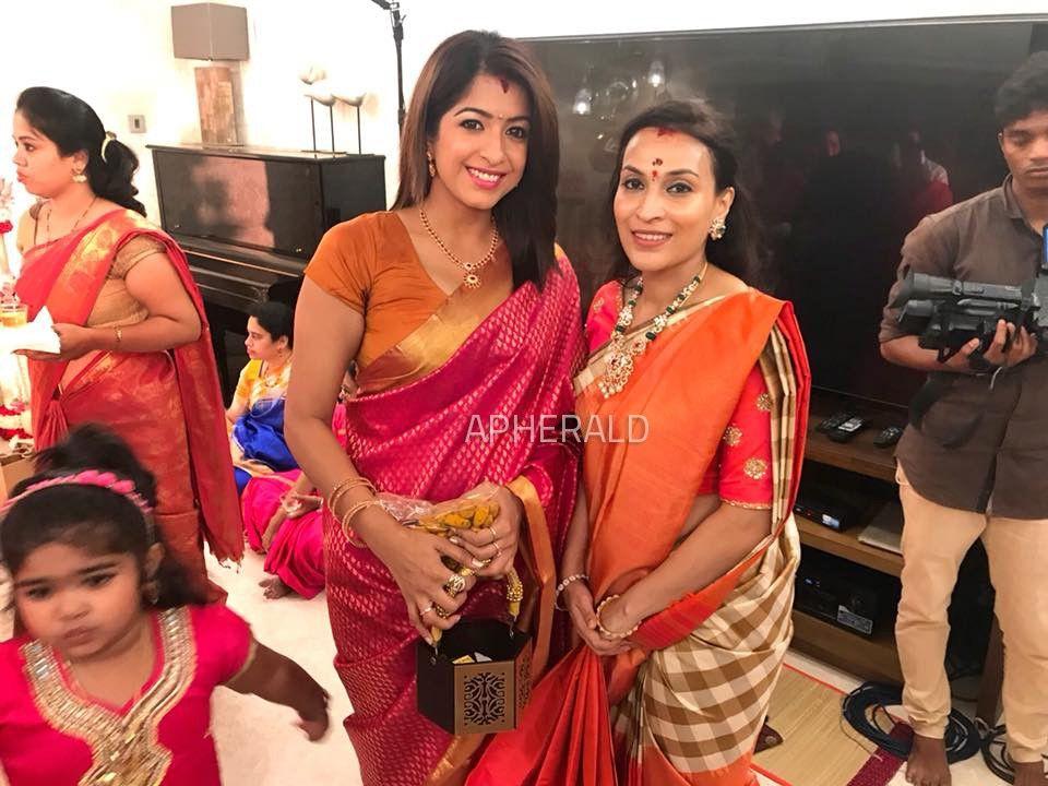 Dhanush & Aishwarya Dhanush Celebrating Navaratri Photos