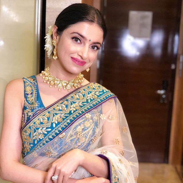 Divya Khosla Kumar Latest Rare & Unseen Backless Photo Stills