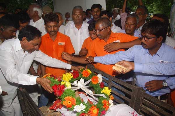 Dr C Narayana Reddy Funeral Photos