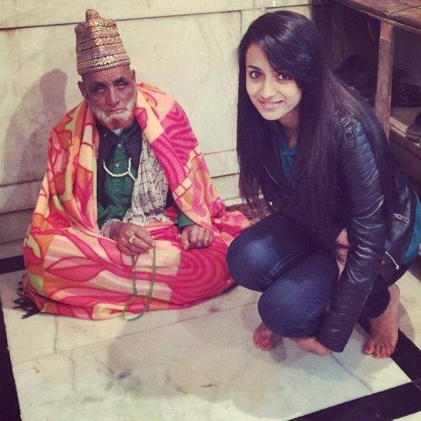 Drunk Actress Trisha Caught redhanded dancing on Streets Unseen Photos