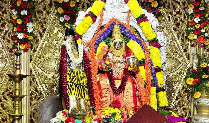 Durga Navaratri 2017: Annapurna Devi Avataram at Indrakiladri Temple