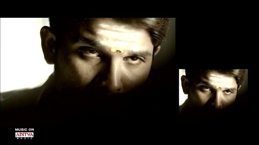 Duvvada Jagannadham Working Stills Leaked