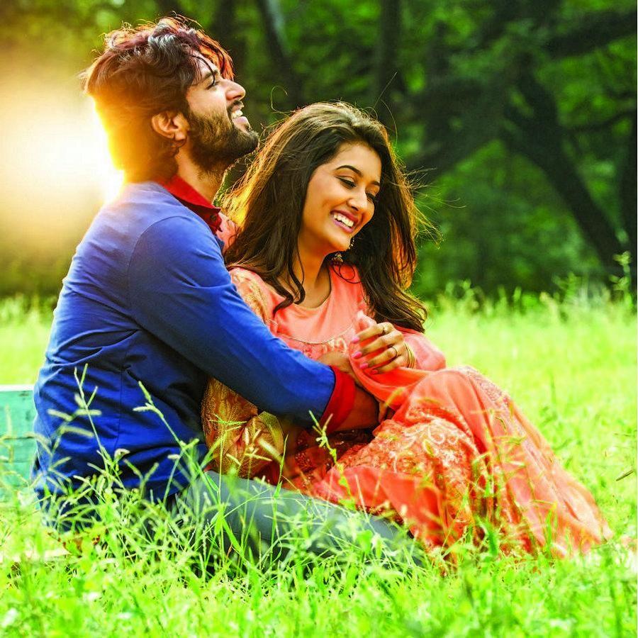Dwaraka Movie Latest Stills