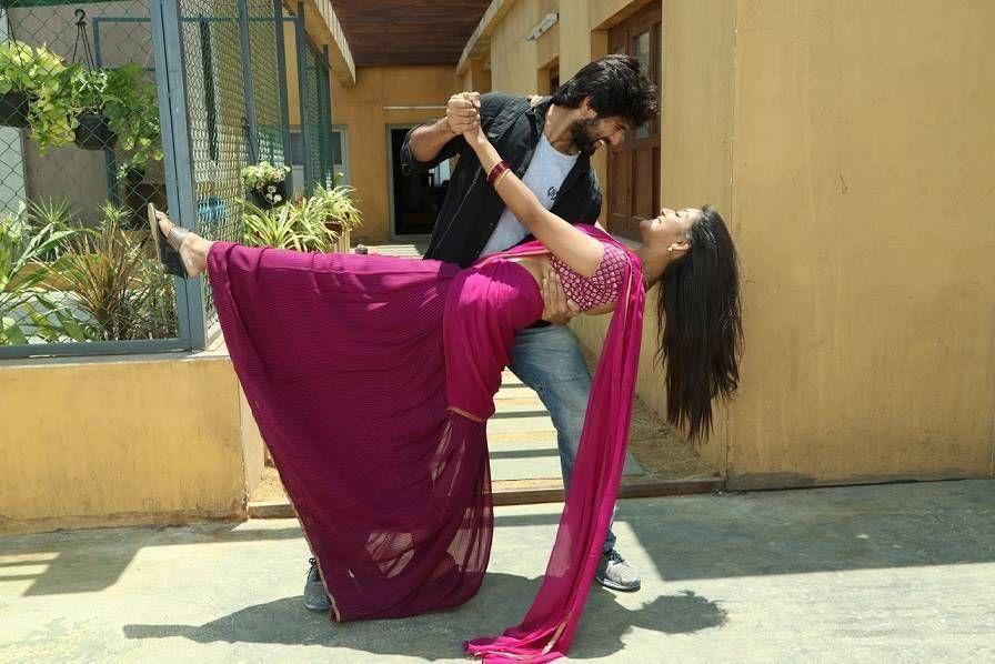 Dwaraka Movie Latest Stills