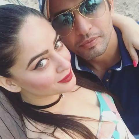 EXCLUSIVE: Balika Vadhu Actress Mahhi Vij Rare & Unseen Photos