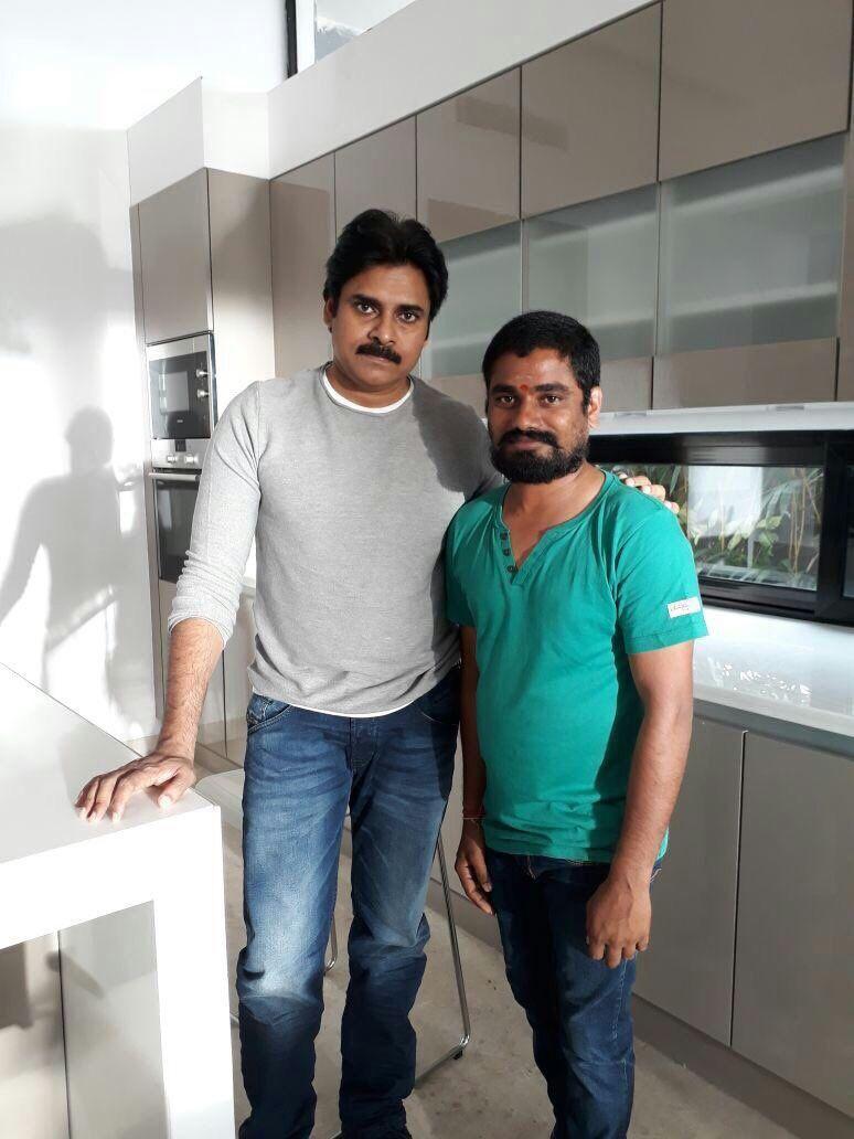 EXCLUSIVE: Powerstar Pawan Kalyan Stills Leaked from PSPK25