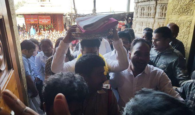 EXCLUSIVE: Young Tiger NTR at Bhadrachalam Temple Photos