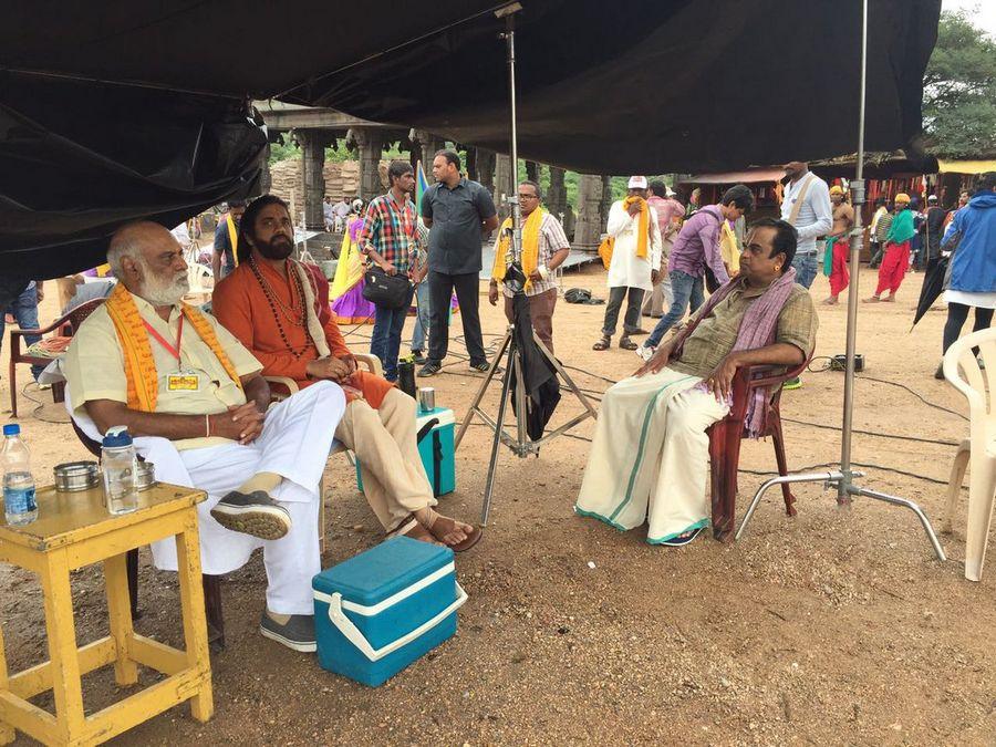 EXCLUSIVE LEAKED: Om Namo Venkatesaya Movie Working Stills