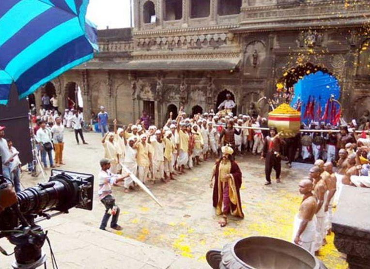 EXCLUSIVE LEAKED PHOTOS: Gautamiputra Satakarni Movie