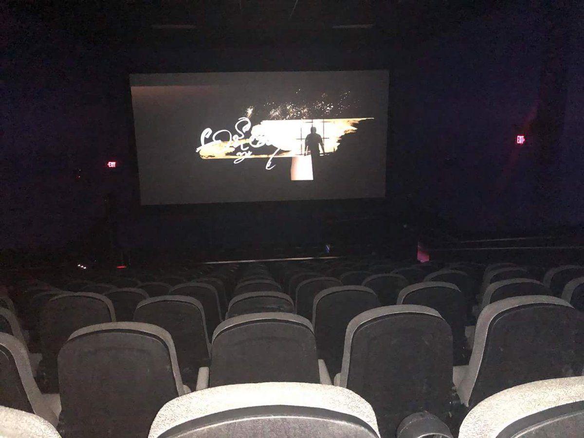 Empty Chairs & No Audience in Theaters Premiere Show