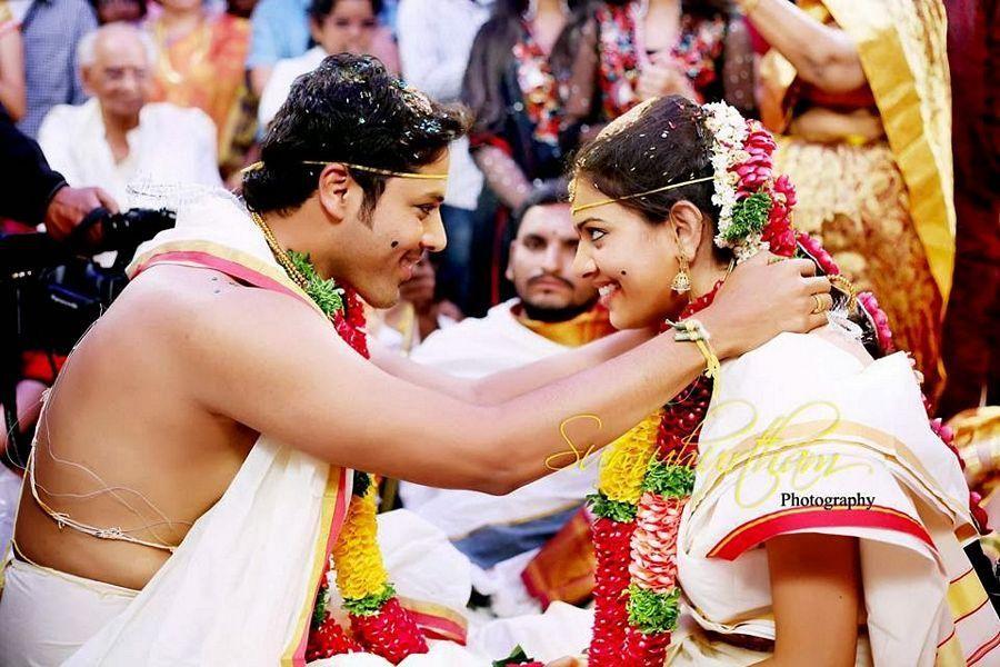 Exclusive: Unseen Marriage Photos of TV Actress & Singers