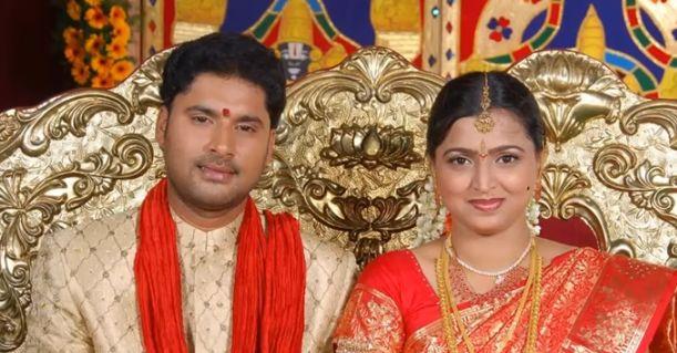 Exclusive: Unseen Marriage Photos of TV Actress & Singers