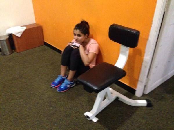 Exclusive Actresses Caught hardly Working Out In Gym