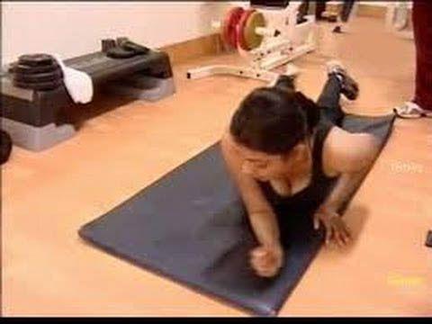 Exclusive Actresses Caught hardly Working Out In Gym