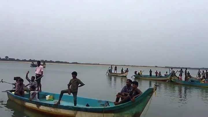 Exclusive Leaked: Rangasthalam 1985 Movie Set Locations Photos