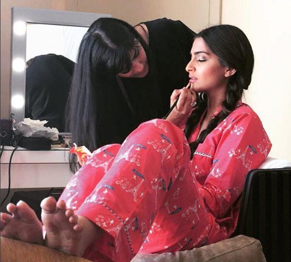 Exclusive Leaked Photos of Actresses in Their Makeup Room