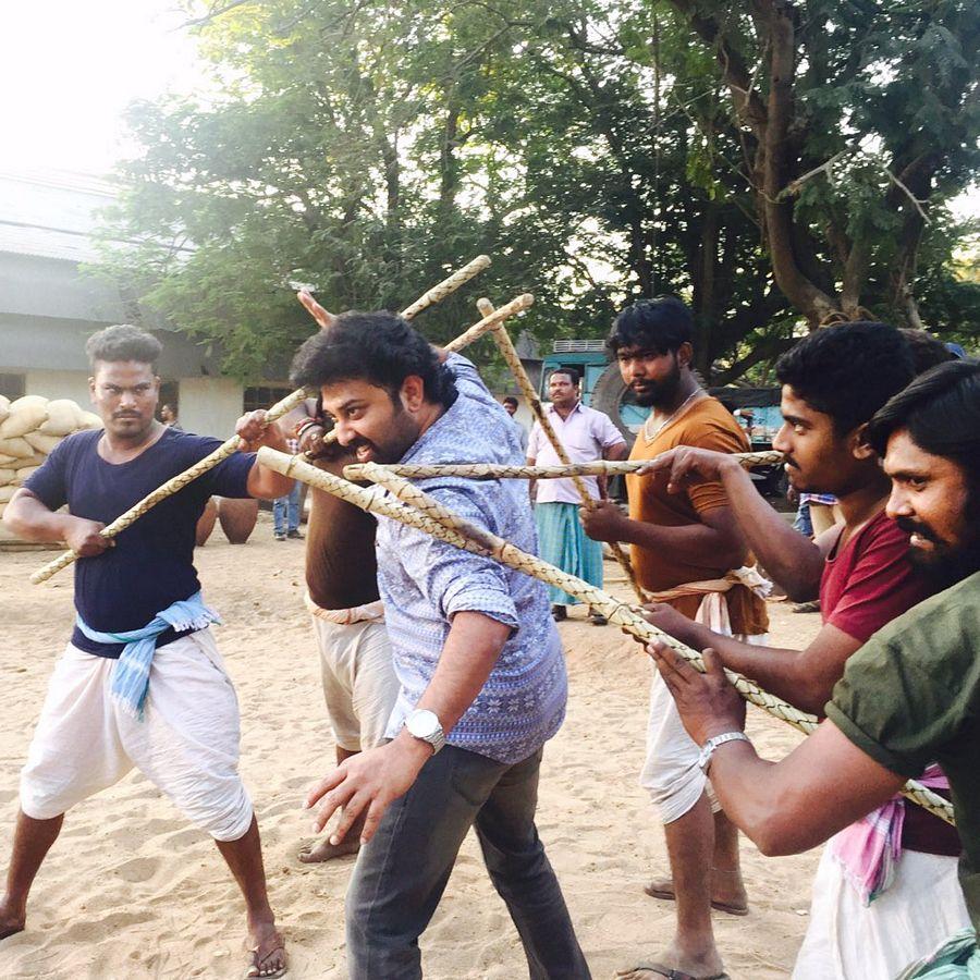 Exclusive Pawan Kalyan’s Katamarayudu Latest Working Photos