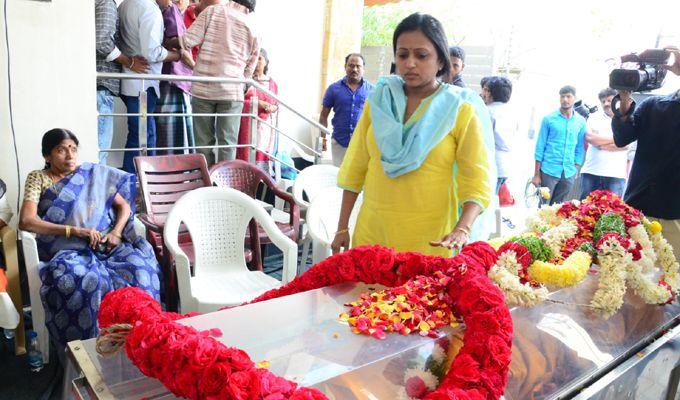 Exclusive Photos: Rajiv Kanakala Mother Lakshmi Devi Condolence