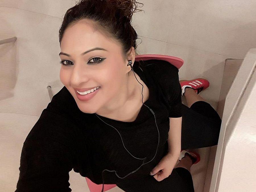 B'day Special: Exclusive Rare & Unseen Pictures of Nikesha Patel