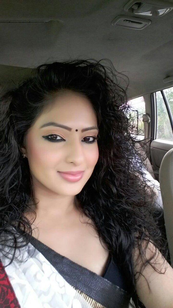 B'day Special: Exclusive Rare & Unseen Pictures of Nikesha Patel