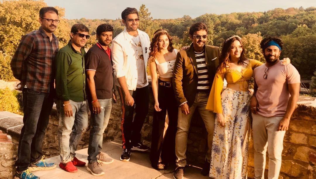 F2 Movie Shooting Sets Location ON Spot Photos