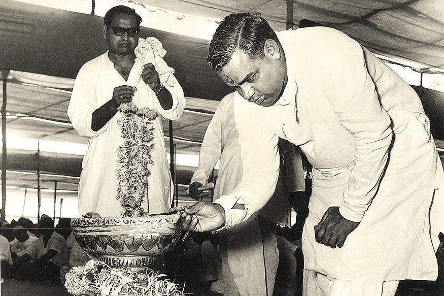 Former Prime Minister & BJP Stalwart Atal Bihari Vajpayee's Life In Pics