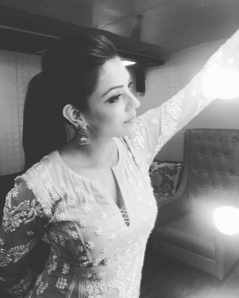 GOES VIRAL: Kajal Agarwal Stills Leaked from MLA Movie Shooting Spot