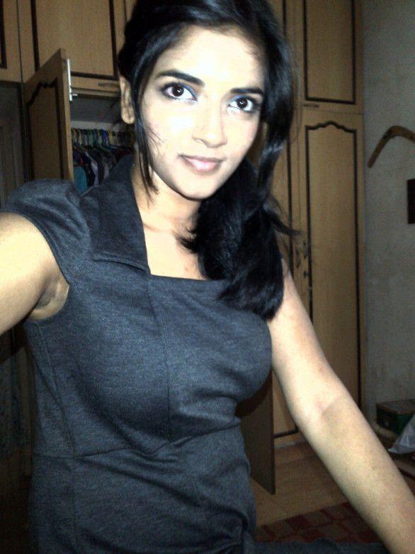 Vashundhara Kaysup Mms Vidro Porn - GOES VIRAL: Vasundhara Kashyap Hot Controversial Leaked Photos