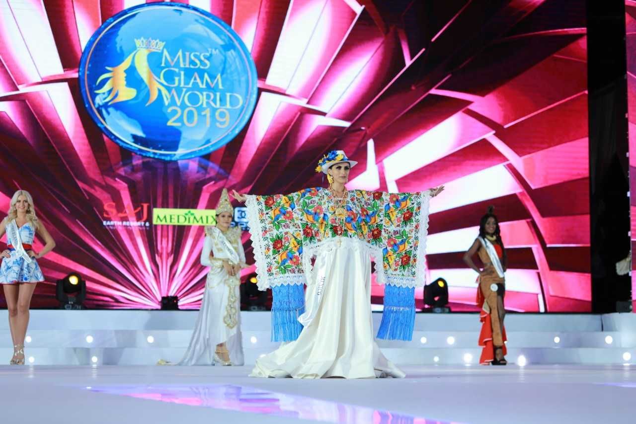Glam World 2019 Fashion Show Photos