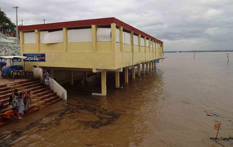 Godavari Floods Photos
