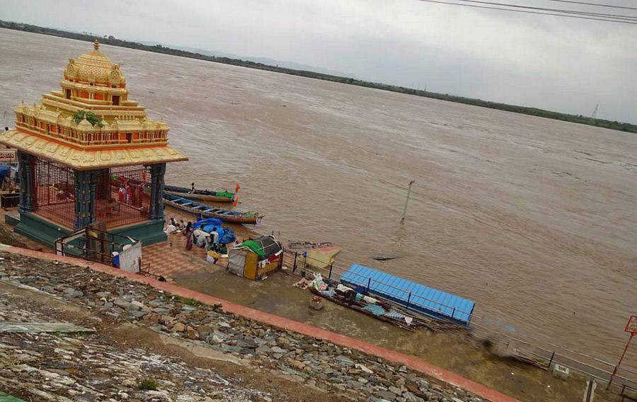 Godavari Floods Photos