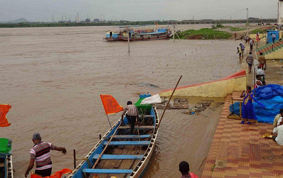Godavari Floods Photos