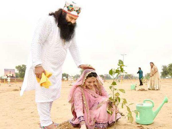 Gurmeet Ram Rahim Singh's daughter Honeypreet Photos