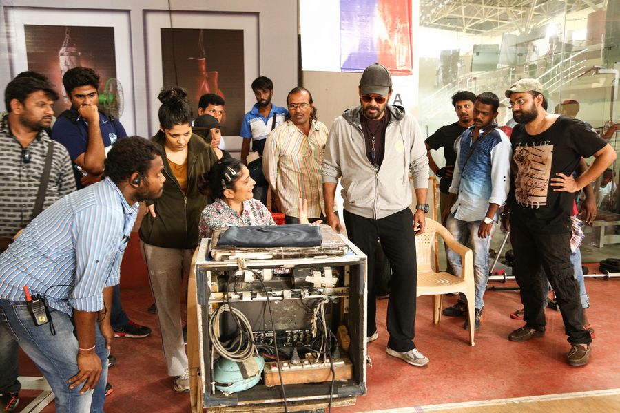 Guru Movie New Working Stills
