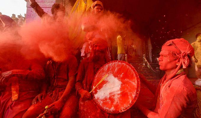 Happy Holi 2018: How India is celebrating the festival of colours See Photos