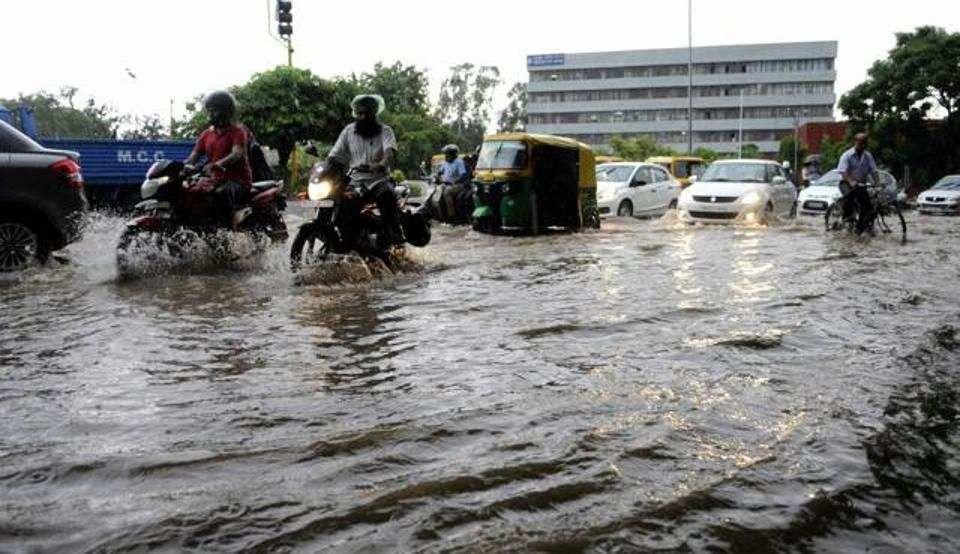 Heavy Rain Lash Chandigarh & Surrounding Areas Photos
