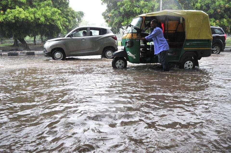 Heavy Rain Lash Chandigarh & Surrounding Areas Photos