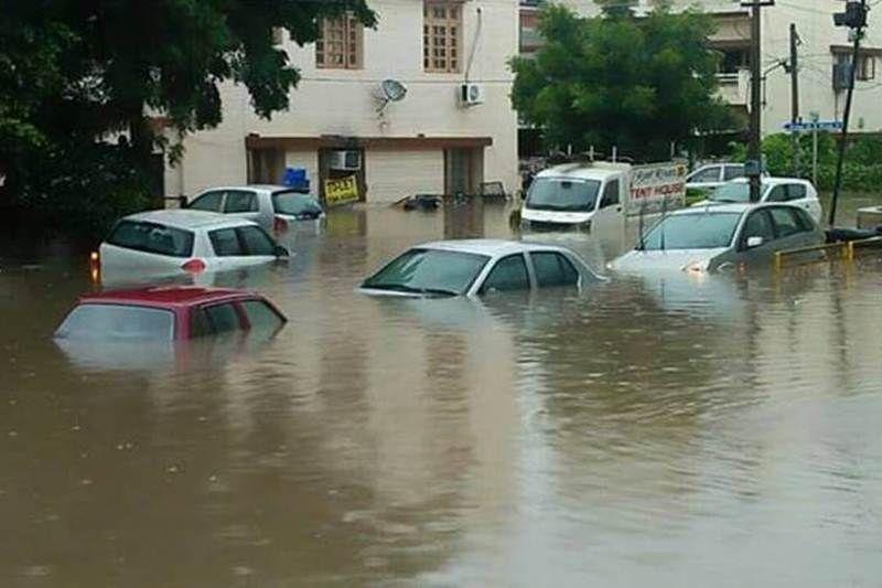 Heavy Rain Lash Chandigarh & Surrounding Areas Photos