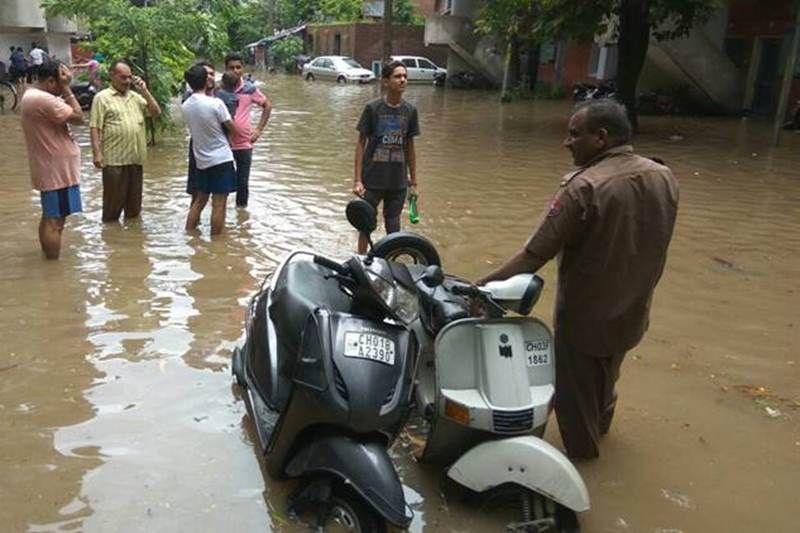 Heavy Rain Lash Chandigarh & Surrounding Areas Photos