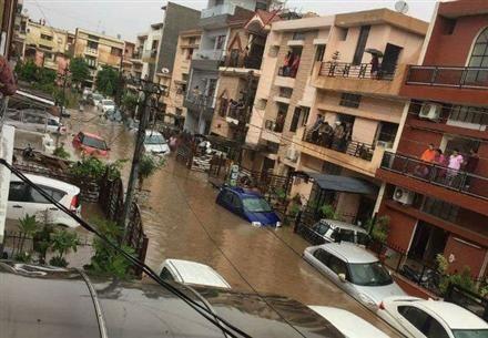 Heavy Rain Lash Chandigarh & Surrounding Areas Photos