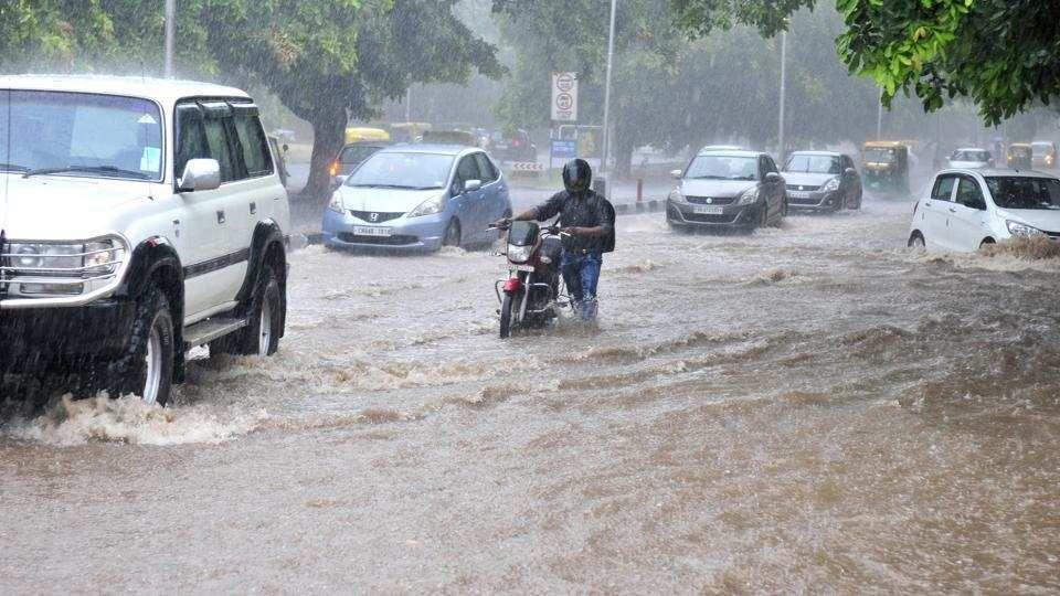 Heavy Rain Lash Chandigarh & Surrounding Areas Photos