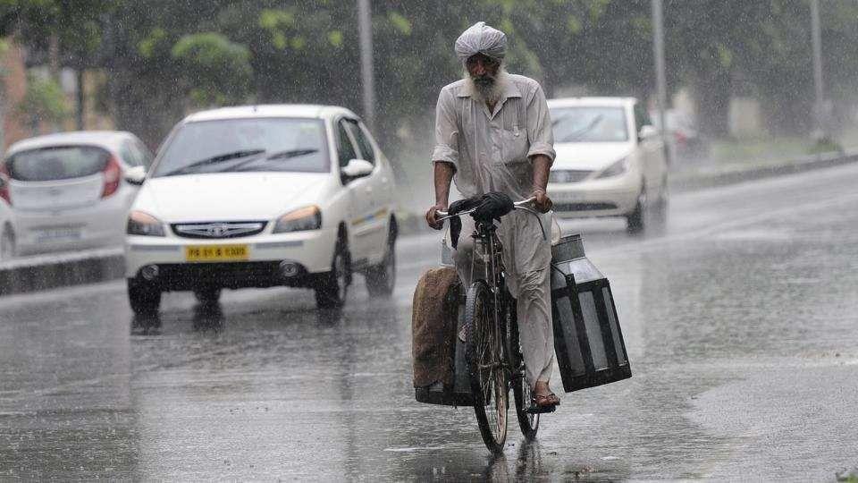 Heavy Rain Lash Chandigarh & Surrounding Areas Photos