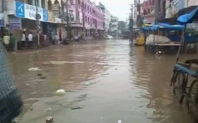 Heavy Rain in Hyderabad City Photos