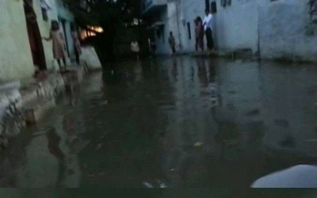 Heavy Rain in Hyderabad City Photos