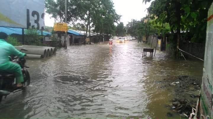 Heavy Rain lashes Maharashtra Photos