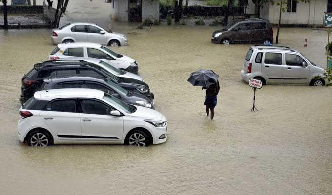 Heavy Rains Continue in Kerala, some relief Camps Get Flooded