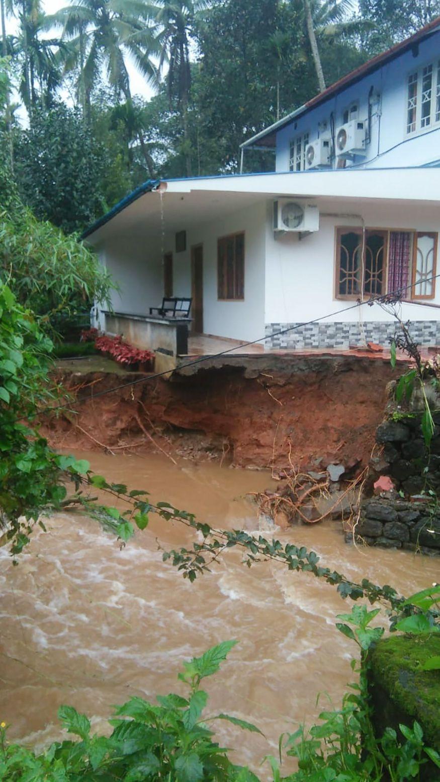 Heavy Rains Continue in Kerala, some relief Camps Get Flooded